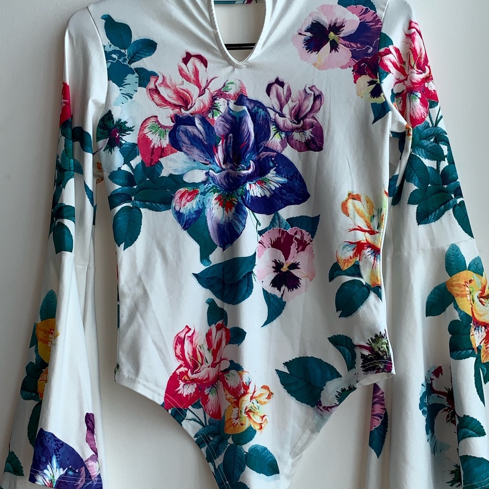 Floral Bodysuit - Picture 4 of 4